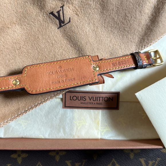 NEW AUTHENTIC LOUIS VUITTON BROWN MONOGRAM ID TAG BRACELET LUGGAGE BOW RIBBON FR - Picture 4 of 16